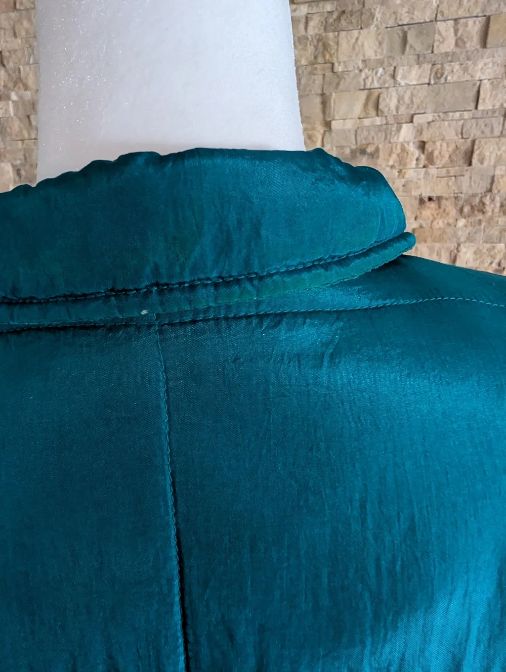 Vintage 90s Clio 100% Silk Quilted Puffer Turquoise Teal Sz M Statement Jacket